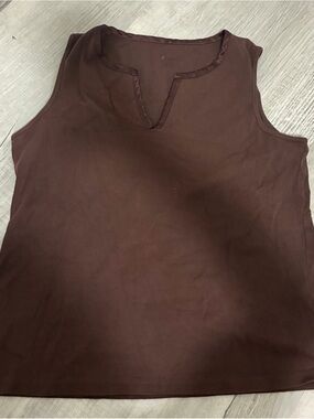 v-neck tank top